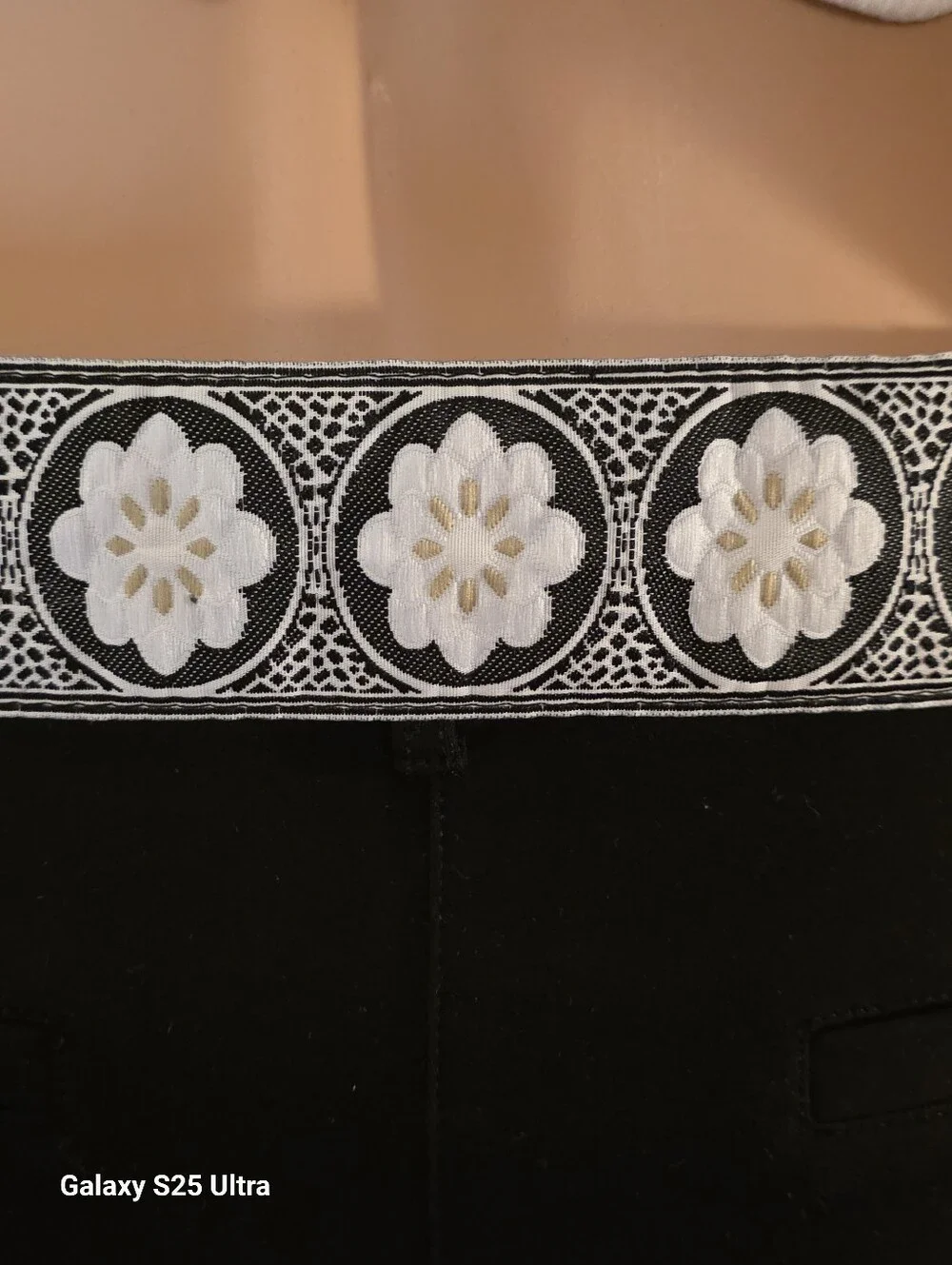 Woven Floral Accent Belt in Black and White